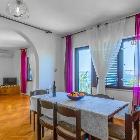 Cozy In With House Sea View Apartmán *